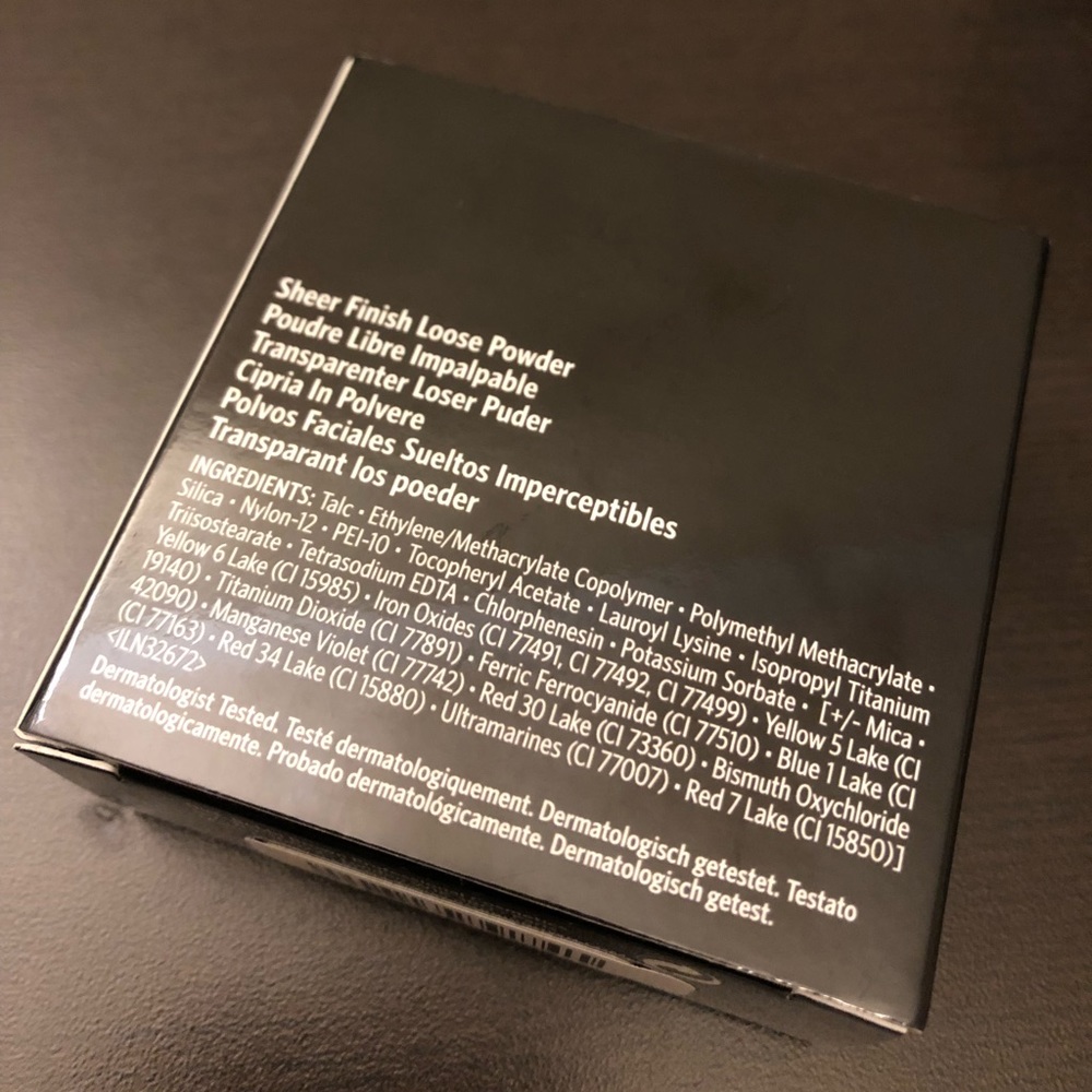 Bobbi Brown - Picture 3 of 6
